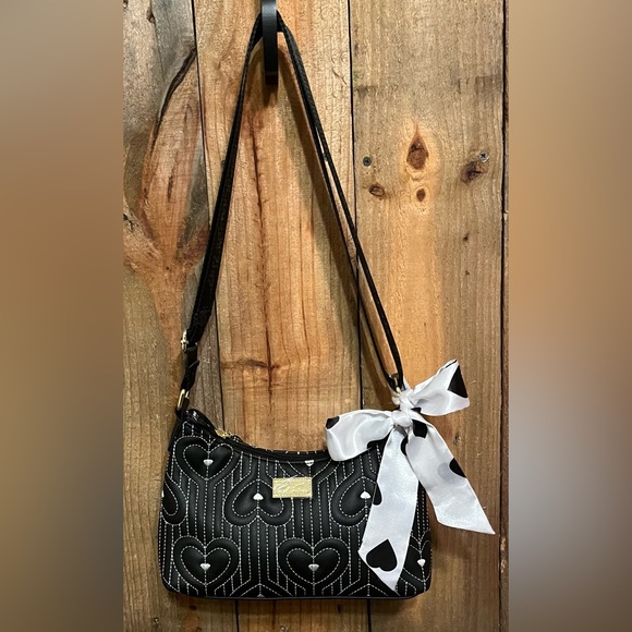 Betsey Johnson Handbags - 💕NWT💕Betsey Johnson Black Crossbody Bag. $58RP